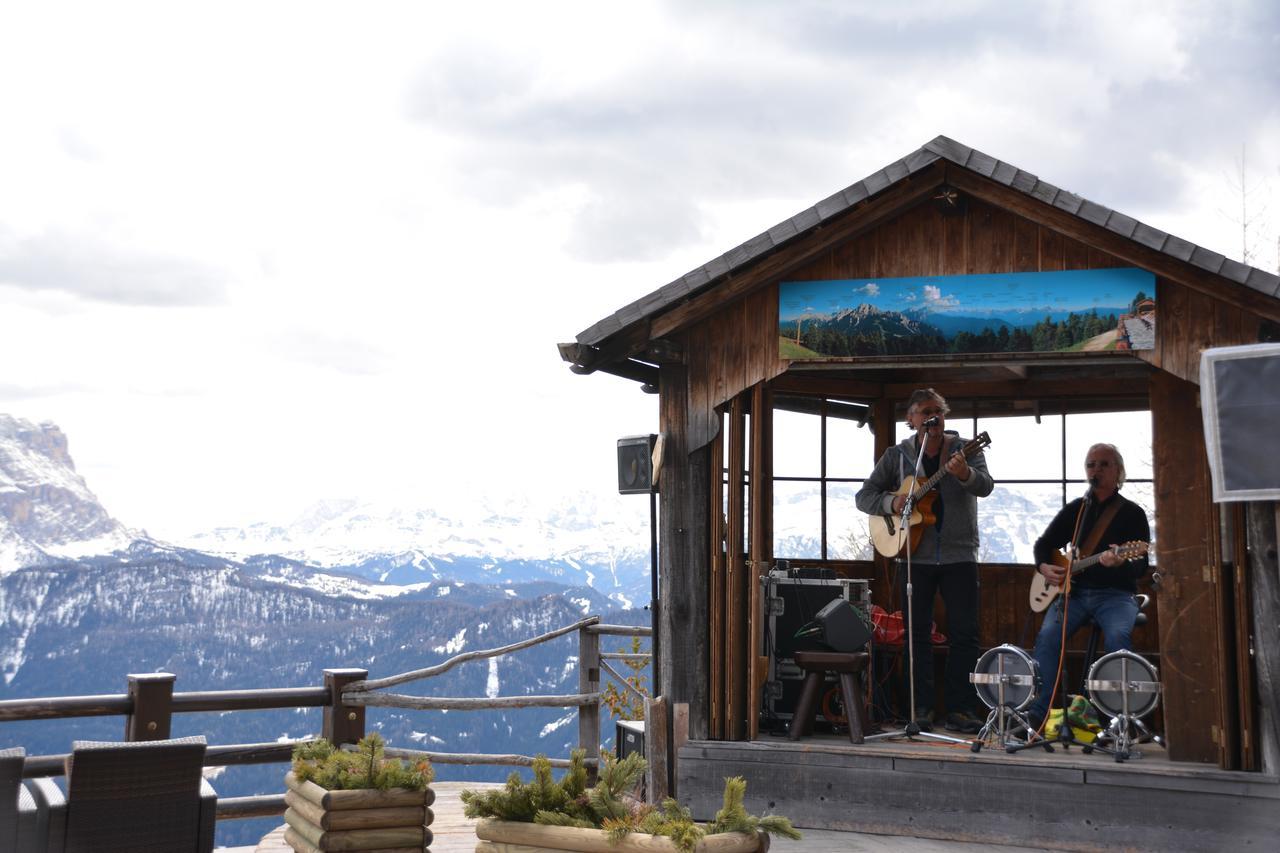 Rifugio Graziani Huette Hotel San Vigilio Di Marebbe Bagian luar foto